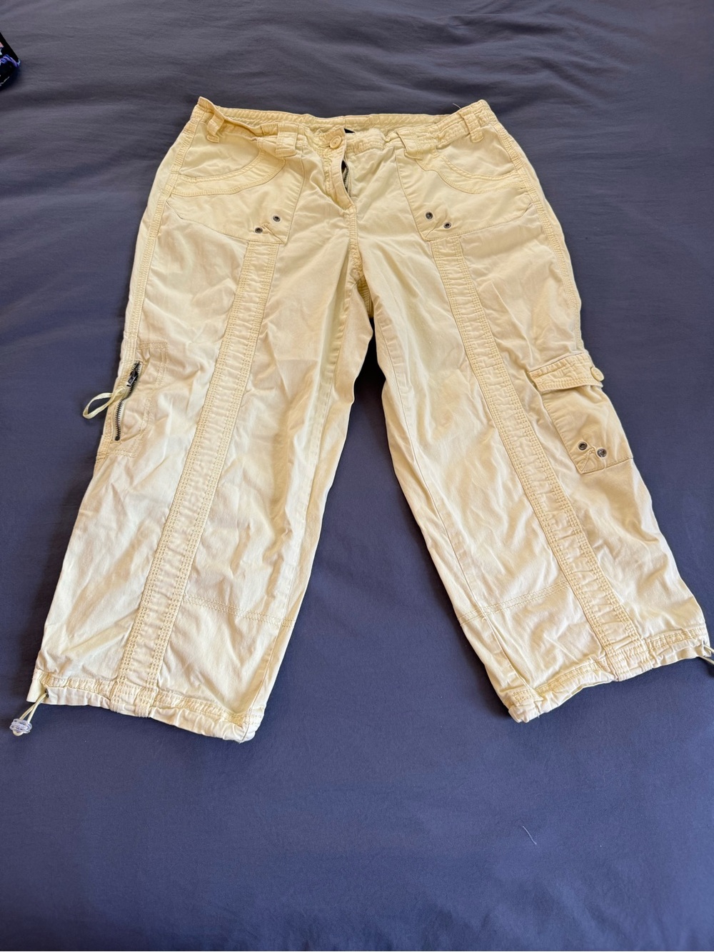 Light Yellow  Capri Pants